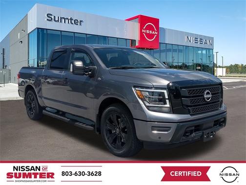 2023 Nissan Titan SV
