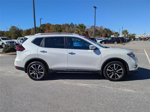 2020 Nissan Rogue SL