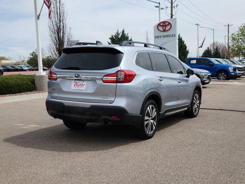 Ice Silver Metallic 2020 Subaru Ascent Limited 7-Passenger