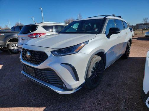 2023 Toyota Highlander XSE