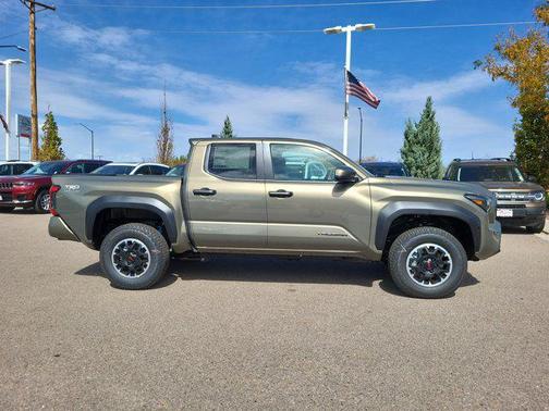 2025 Toyota Tacoma TRD Off Road