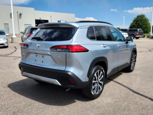 2024 Toyota Corolla Cross XLE