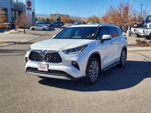2021 Toyota Highlander Platinum