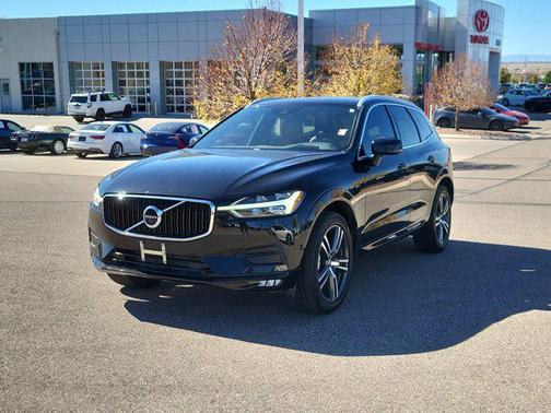 2019 Volvo XC60 T5 Momentum