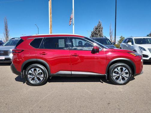 2021 Nissan Rogue SV