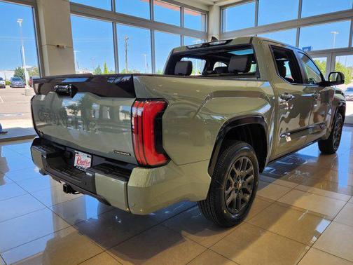 2025 Toyota Tundra Hybrid Platinum