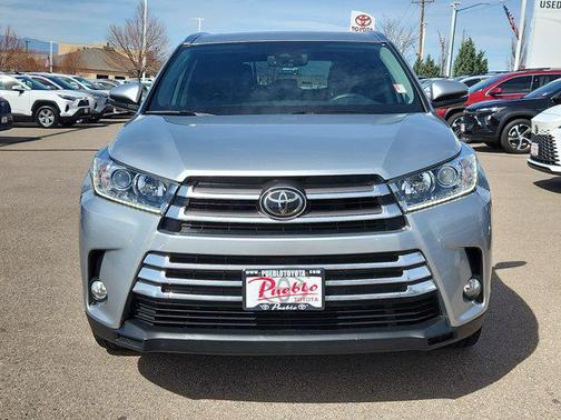 Celestial Silver Metallic 2018 Toyota Highlander Limited