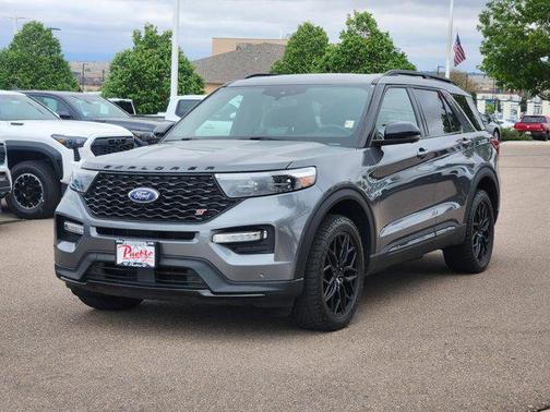 Carbonized Gray Metallic 2023 Ford Explorer ST