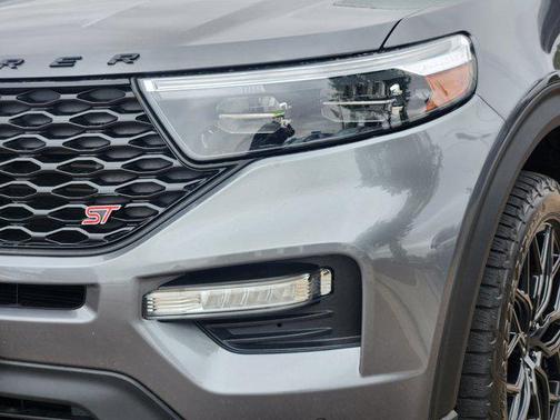 Carbonized Gray Metallic 2023 Ford Explorer ST