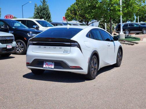 Wind Chill Pearl 2025 Toyota Prius Plug-In Hybrid SE