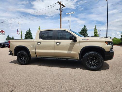Tan 2022 Chevrolet Silverado 1500 ZR2