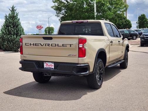 Tan 2022 Chevrolet Silverado 1500 ZR2
