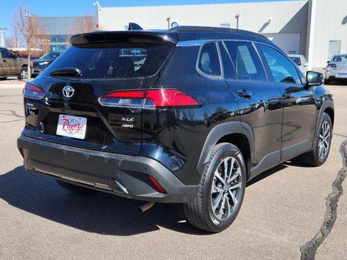 2024 Toyota Corolla Cross XLE