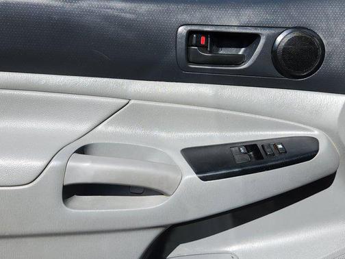 2015 Toyota Tacoma Base