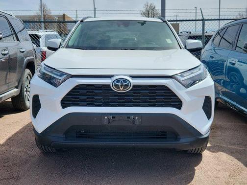 Ice Cap 2023 Toyota RAV4 XLE