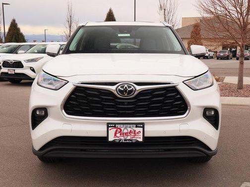 Blizzard Pearl 2021 Toyota Highlander Limited