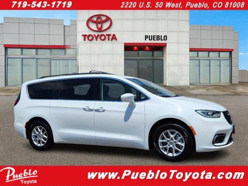 2022 Chrysler Pacifica Touring L