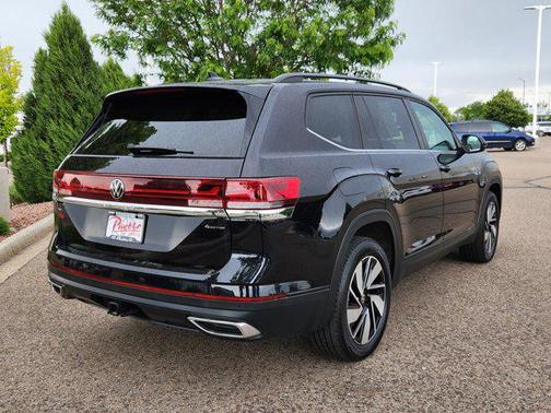 2024 Volkswagen Atlas 2.0T SE w/Technology 4MOTION