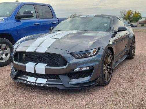 2017 Ford Shelby GT350 Base