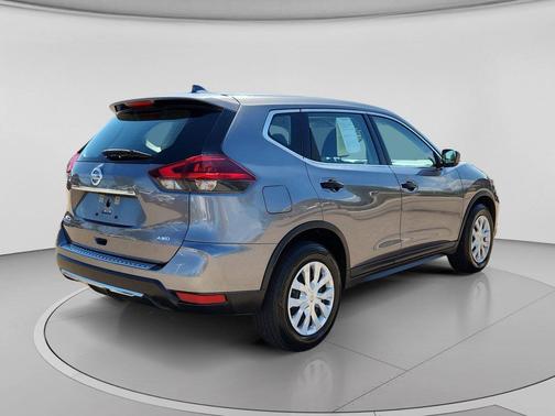 Gun Metallic 2018 Nissan Rogue S