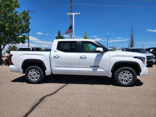 Ice Cap 2026 Toyota Tundra SR5