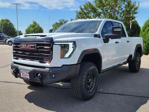 2025 GMC Sierra 2500 AT4