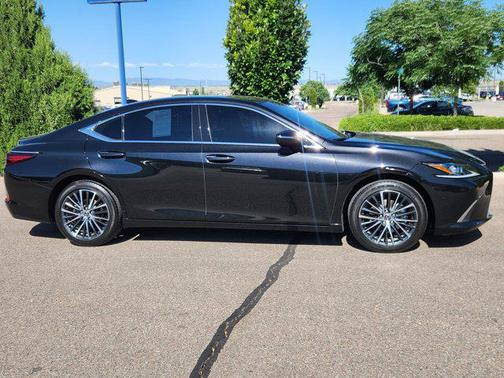 2025 Lexus ES 350 Base