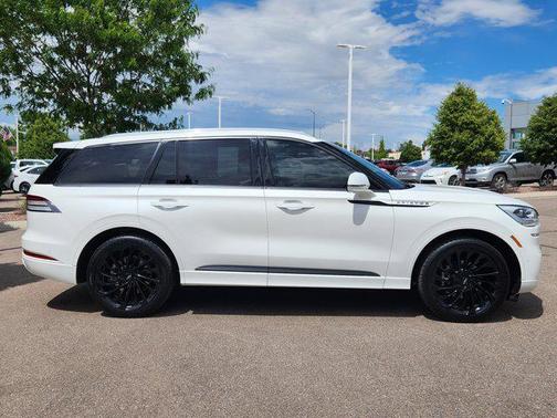 2022 Lincoln Aviator Reserve AWD