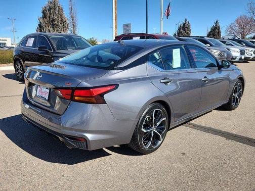 2024 Nissan Altima SR FWD