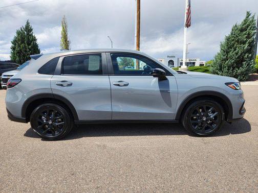 Urban Gray Pearl 2025 Honda HR-V AWD Sport