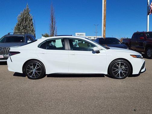 2024 Toyota Camry SD