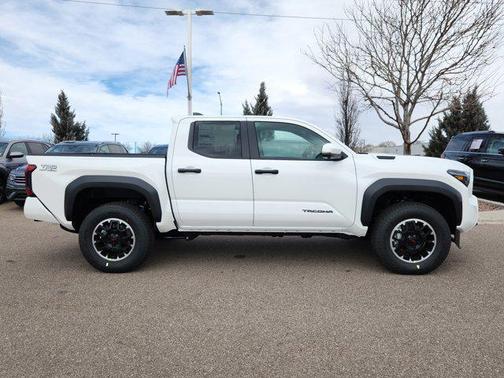 2026 Toyota Tacoma Hybrid PK