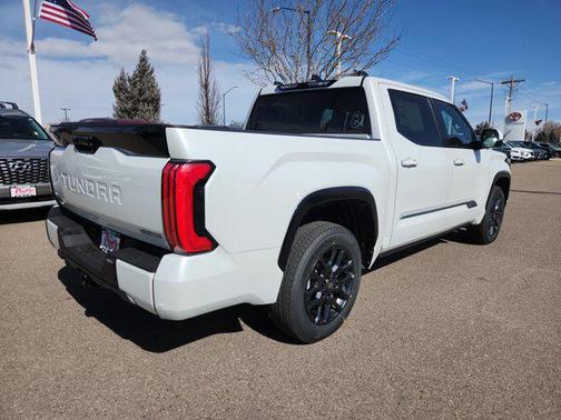 2026 Toyota Tundra Hybrid Platinum