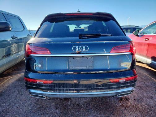 2022 Audi Q5 45 S line Premium