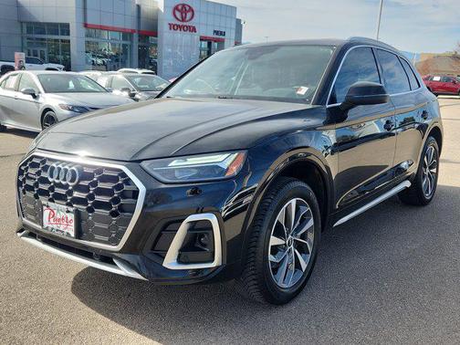 2022 Audi Q5 45 S line Premium