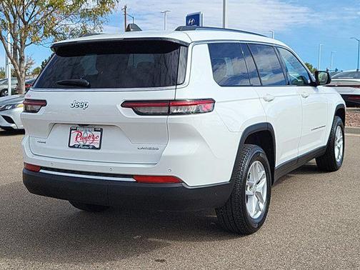 2023 Jeep Grand Cherokee L Laredo