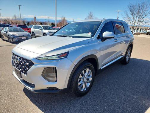 2019 Hyundai SANTA FE SE 2.4