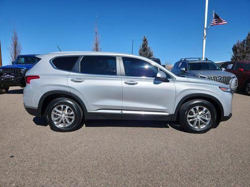 2019 Hyundai SANTA FE SE 2.4
