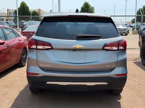 Sterling Gray Metallic 2024 Chevrolet Equinox 1LT