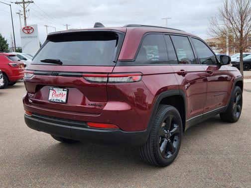 2023 Jeep Grand Cherokee Limited X