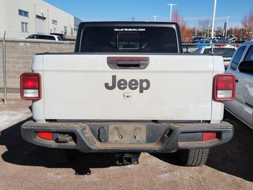 2022 Jeep Gladiator Sport S