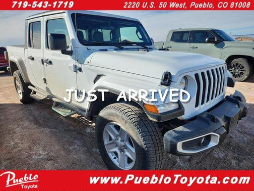 2022 Jeep Gladiator Sport S