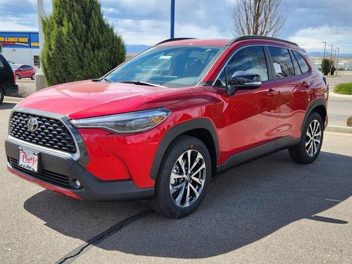 2025 Toyota Corolla Cross XLE