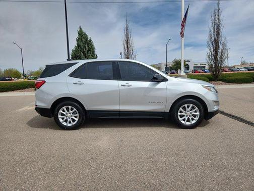 2018 Chevrolet Equinox LS