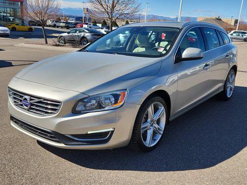 2017 Volvo V60 T5 Premier