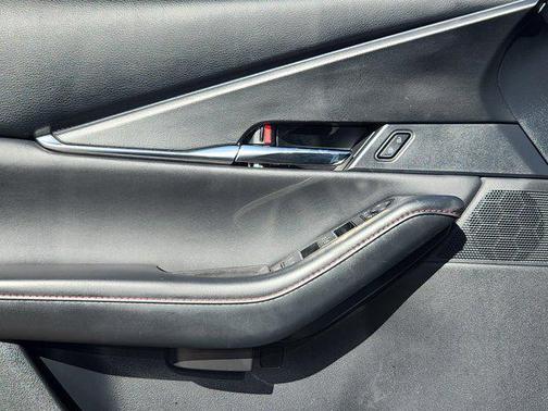 2022 Mazda CX-30 2.5 S Carbon Edition