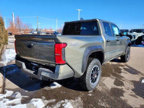 2025 Toyota Tacoma TRD Off Road