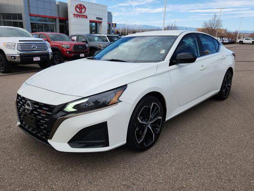 2024 Nissan Altima SR FWD