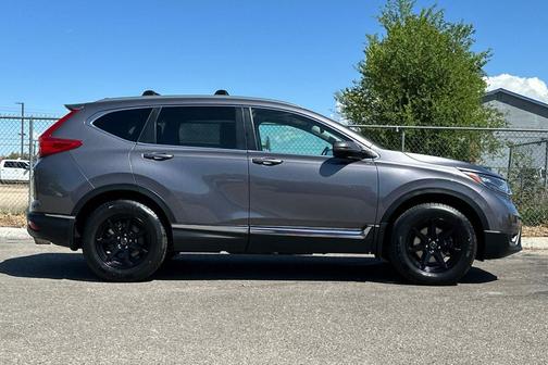 Gunmetal Metallic 2018 Honda CR-V Touring