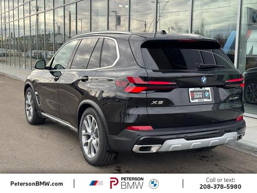 Black Sapphire Metallic 2026 BMW X5 PHEV xDrive50e
